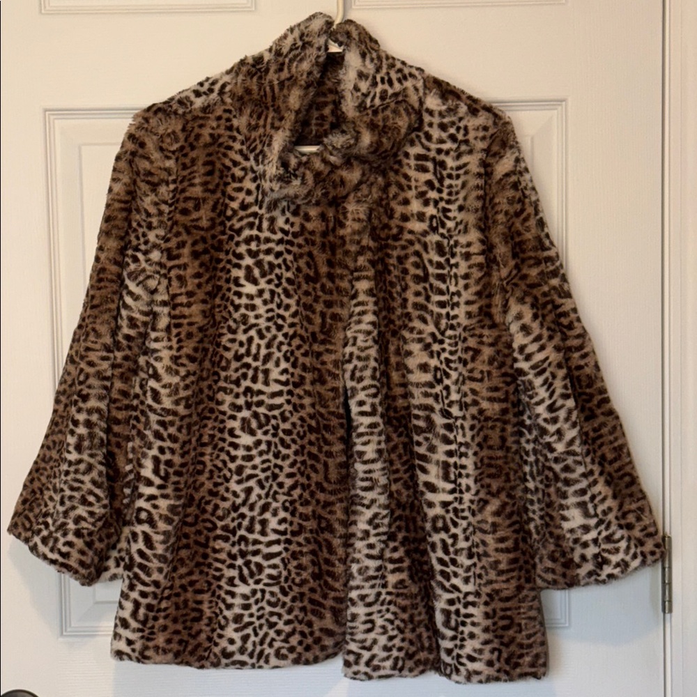 Leopard Print Faux Fur Light Jacket